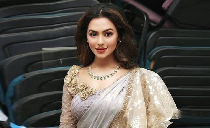 থেমে নেই নুসরাত ফারিয়া