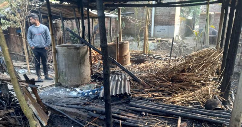 কয়েলের আগুনে কৃষকের স্বপ্ন পুড়ে ছাই