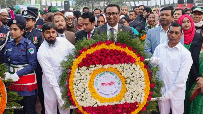 নানান কর্মসূচিতে ঝিনাইদহে বিজয় দিবস পালিত 