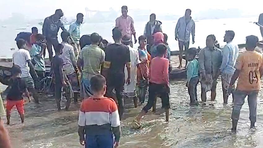 নিখোঁজের ৩ দিন পর মেঘনায় ভেসে উঠলো জেলের লাশ