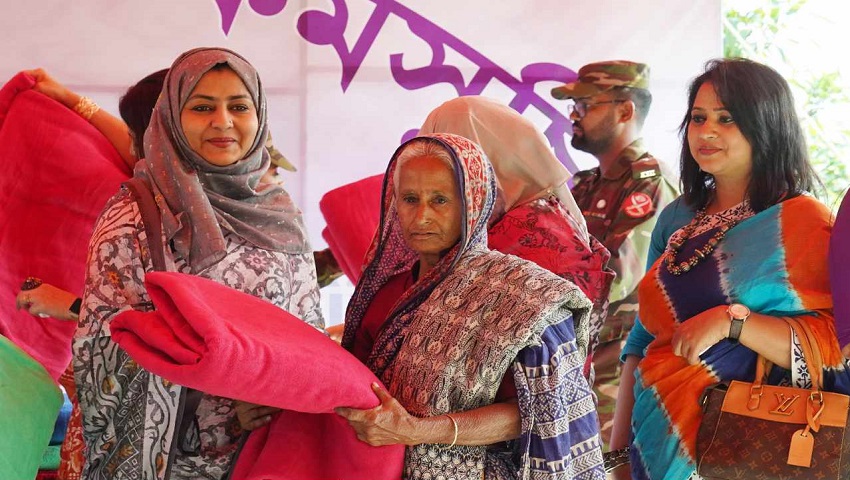 অসহায় দু:স্থদের পাশে দাঁড়ালো ঢাকা সেনানিবাস লেডিস ক্লাব