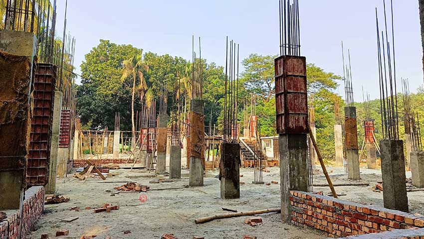 ময়মনসিংহের ত্রিশাল উপজেলা পরিষদের নব-নির্মিত প্রশাসনিক ভবন ও হলরুম । সময়ের আলো
