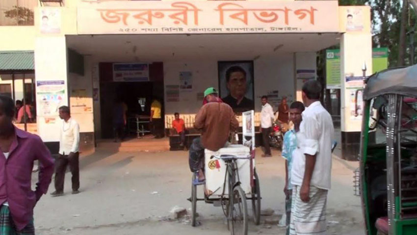 কালিহাতিতে বাস চাপায় নানী নিহত, নাতি আহত