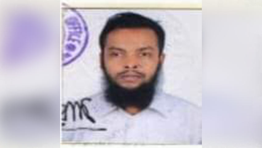 জাহাজ এমভি আব্দুল্লাহ’র ইলেক্ট্রিশিয়ান ইব্রাহীম খলিল উল্লাহ বিপ্লব। ফাইল ছবি