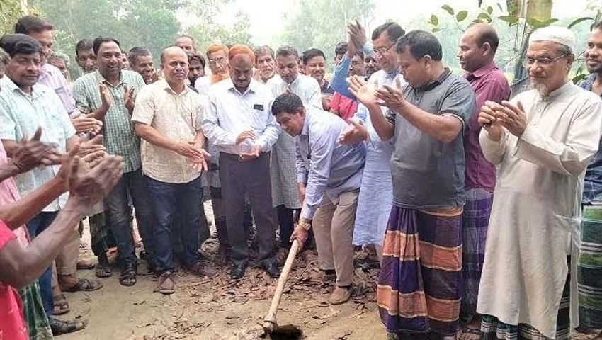 ধনবাড়ীতে রাস্তা পাকাকরণের উদ্বোধন