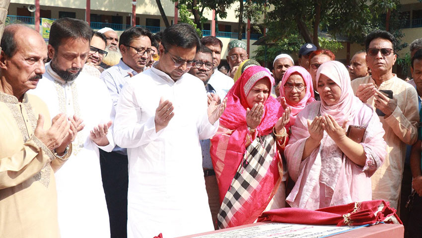 মনিজা রহমান স্কুল অ্যান্ড কলেজের ভিত্তিপ্রস্তর স্থাপন করলেন সাঈদ খোকন