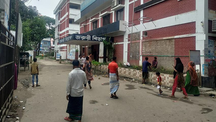ব্রাহ্মণবাড়িয়া জেনারেল হাসপাতালে বন্ধ বৈকালিক স্বাস্থ্যসেবা, রোগীদের দুর্ভোগ