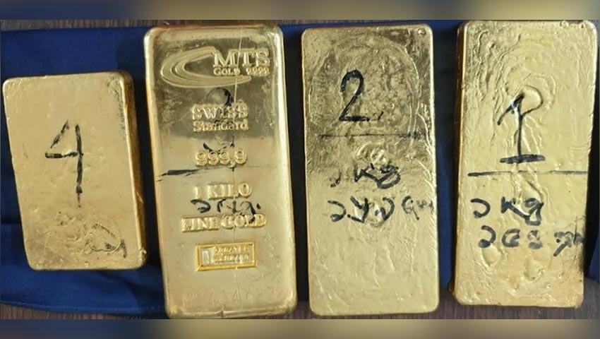 চুয়াডাঙ্গায় ৪ কেজি সোনাসহ দুই পাচারকারী আটক