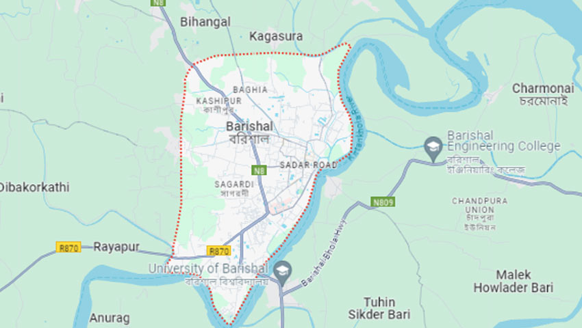 বরিশালে লুট হওয়া টাকা পুলিশের কাছে বুঝিয়ে দিলেন এলাকাবাসী