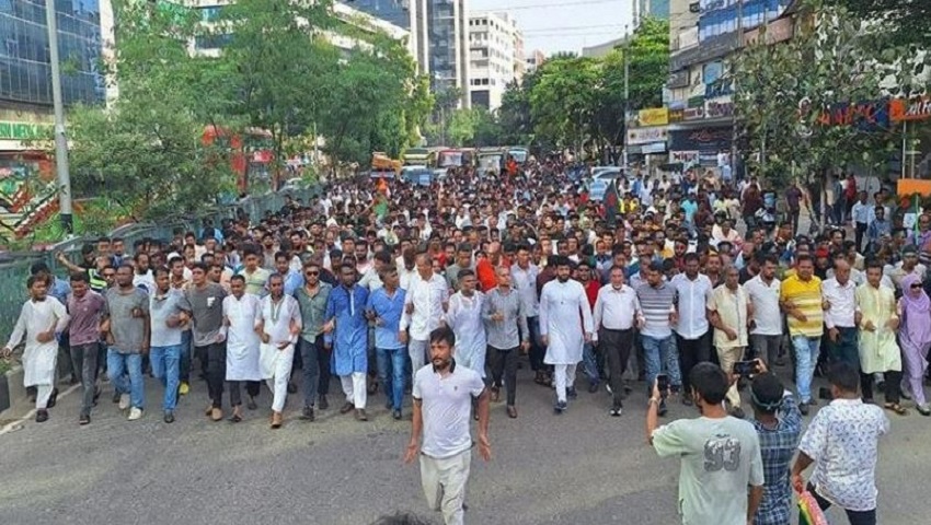 শেখ হাসিনাকে দ্রুত বিচারের আওতায় আনার দাবি