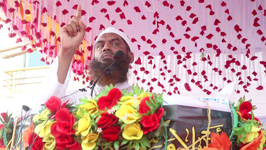 আ.লীগ সংখ্যালঘুদের ট্রাম্পকার্ড হিসেবে মনে করতো: মামুনুল হক 