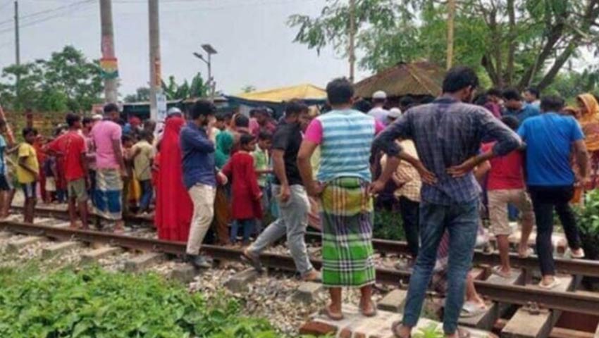 নরসিংদীতে কালভার্টের নিচে পানিতে পড়ে ছিল যুবকের লাশ