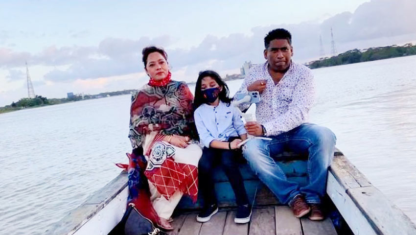 সাদিক আব্দুল্লাহ ও তার পরিবারের ব্যাংক হিসাব জব্দ