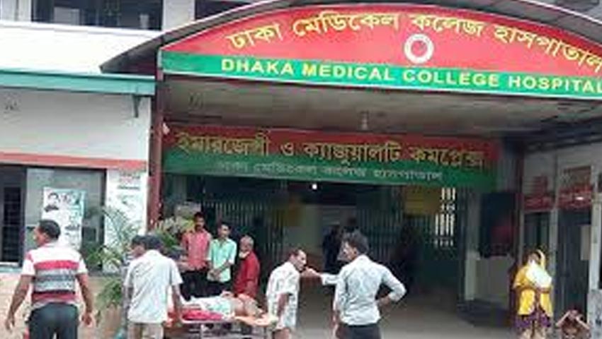 কারওয়ানবাজারে ট্রেনের ধাক্কায় মাছ ব্যবসায়ী নিহত
