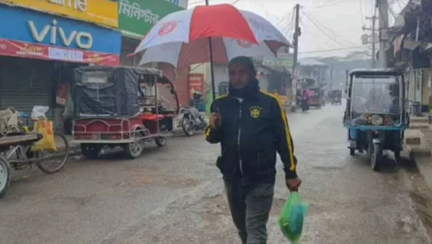 নিম্নচাপের প্রভাবে উপকূলে গুঁড়ি গুঁড়ি বৃষ্টি, বেড়েছে শীতের প্রকোপ