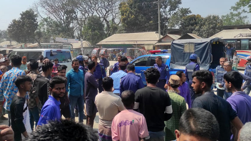 মানববন্ধনের প্রস্তুতিকালে হামলা, পুলিশসহ আহত ৫