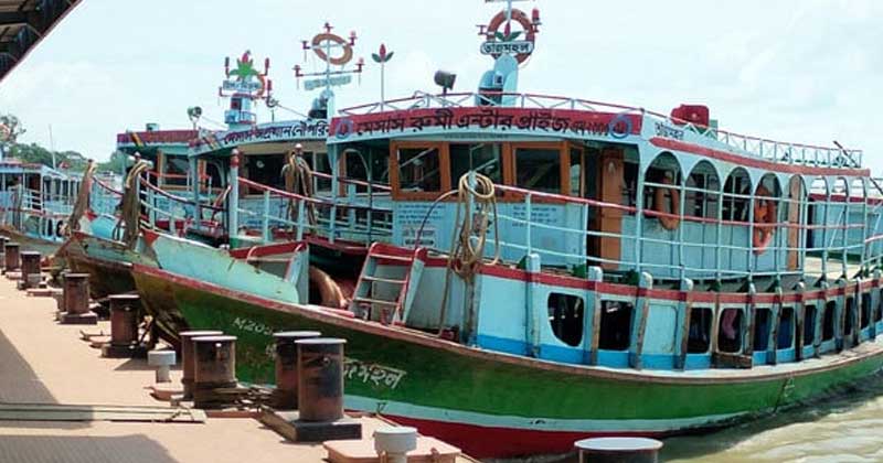৪৬ ঘণ্টা পর দৌলতদিয়া-পাটুরিয়া নৌরুটে লঞ্চ চলাচল শুরু