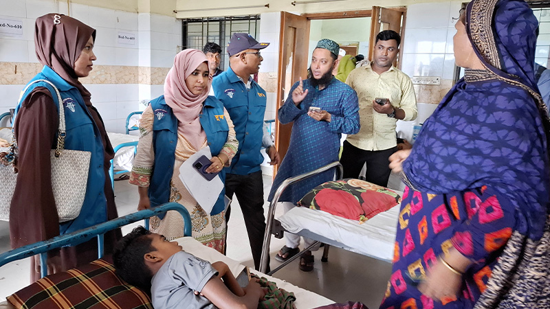 নওগাঁ সদর হাসপাতালে দুদকের অভিযান, পাওয়া গেল অনিয়ম