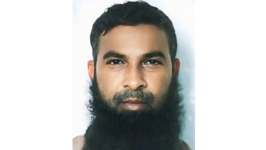 ‘পথ চেয়ে আছি, তুমি ফিরে এসো বাবা’ 