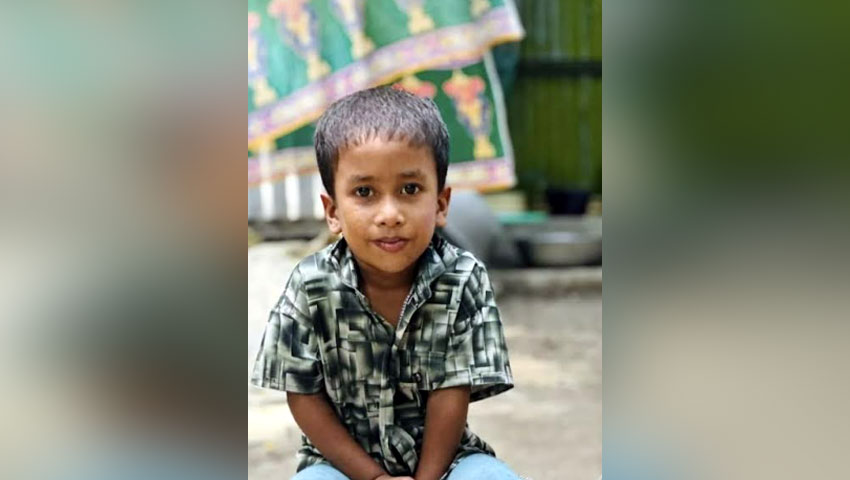 ১৮ ঘণ্টা পর পুকুরে ভেসে উঠল শিশুর মরদেহ