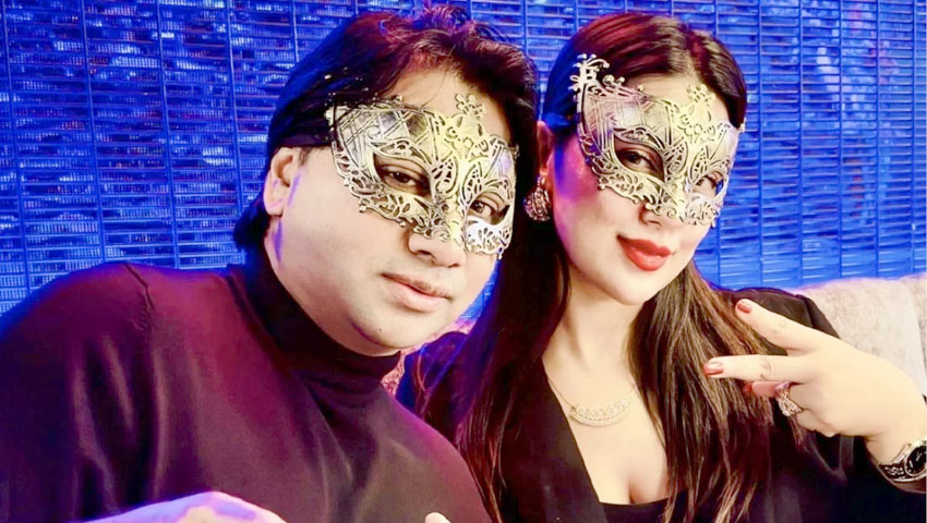 কার সঙ্গে হ্যালোইন উদযাপন করলেন অপু বিশ্বাস