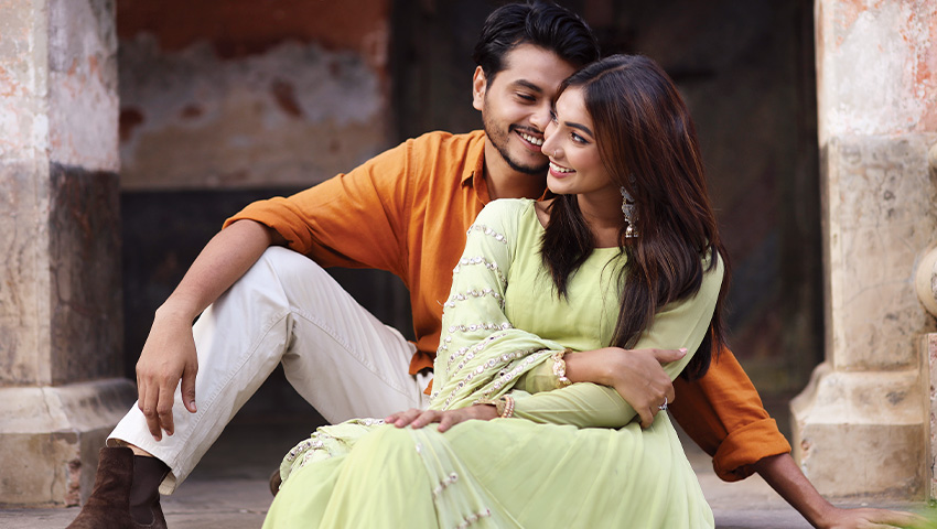 প্রকাশ্যে আরশ-সুনেরাহর ‘আঁতকা’