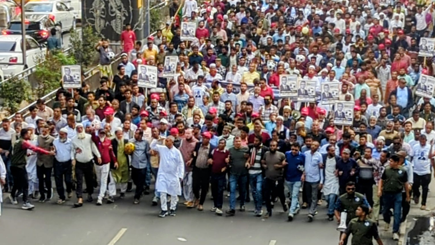 জিয়া ও খালেদার কবর জিয়ারত করে প্রচার শুরু করলেন নীরব