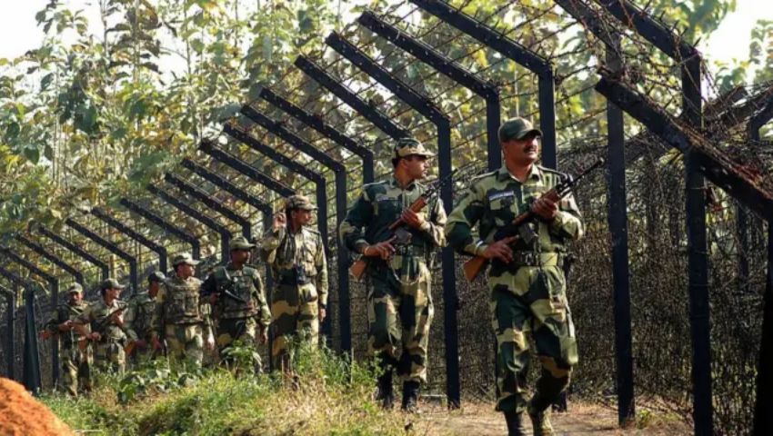 বাংলাদেশ সীমান্তে কাঁটাতার বসাতে সময় বেঁধে দিল কলকাতা হাইকোর্ট