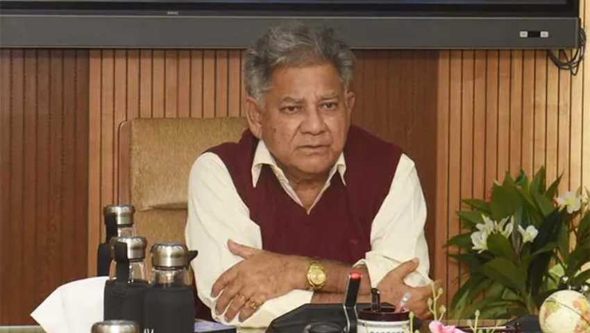 চট্টগ্রাম বন্দর সচল রাখতে হার্ডলাইনে সরকার: নৌপরিবহন উপদেষ্টা