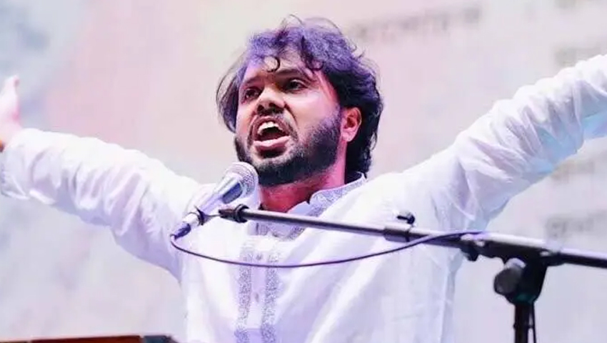 হাদির পরিবারকে ফ্ল্যাটের দলিল হস্তান্তর করলেন প্রধান উপদেষ্টা 