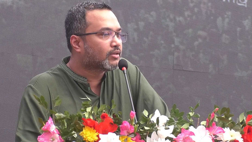 প্রচুর বোরকা-নিকাব বানানোর তথ্য পাচ্ছি 