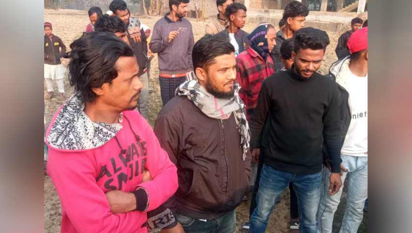 টাকা বিতরণের অভিযোগে ২ জামায়াত কর্মী আটক