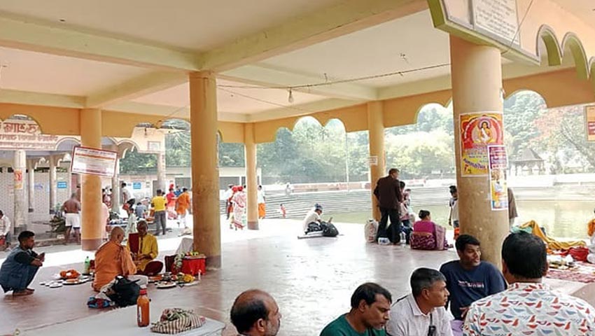 সীতাকুণ্ডে ঐতিহ্যবাহী শিবচতুর্দশী মেলা শুরু