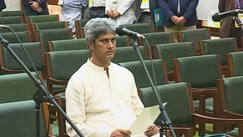 একাই শপথ নিলেন জোনায়েদ সাকি