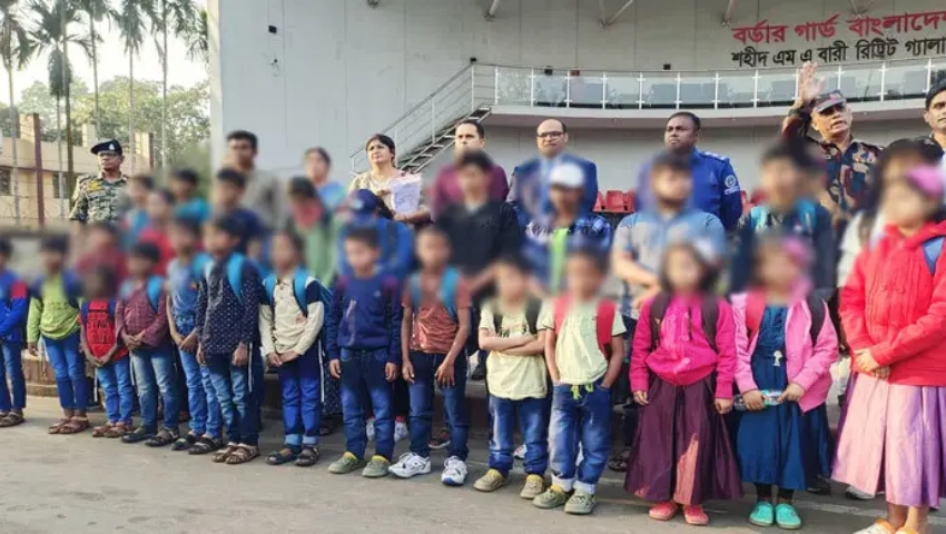 কারাগারে মা-বাবা, ভারতের শেল্টার হোম থেকে দেশে ফিরলো ২৮ শিশু