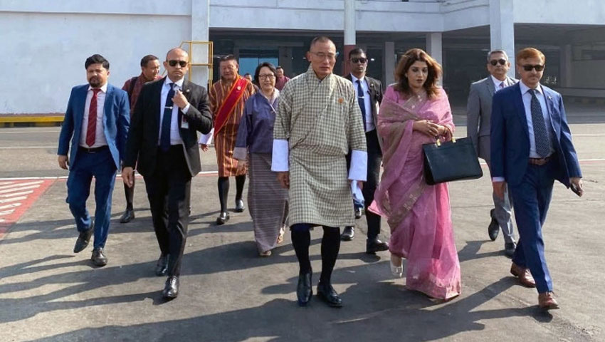 ভুটানের প্রধানমন্ত্রীকে বিদায় জানালেন পররাষ্ট্র প্রতিমন্ত্রী শামা ওবায়েদ