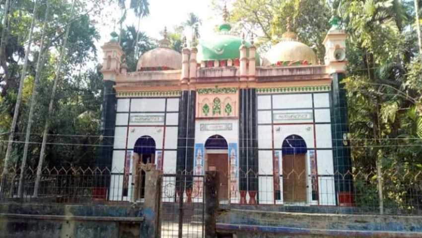 ভারুকাঠি মিঞাবাড়ি জামে মসজিদ ৫০০ বছরের ইতিহাসের সাক্ষী