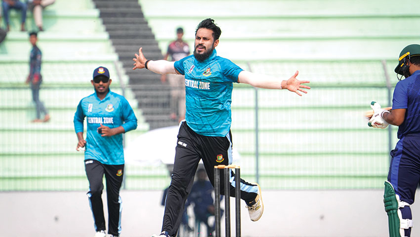 ফাইনাল থেকে এক পা দূরে নর্থ