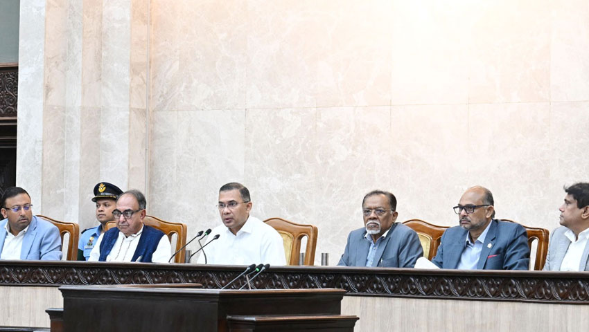 সাপ্তাহিক ছুটির দিনেও অফিস করছেন প্রধানমন্ত্রী 