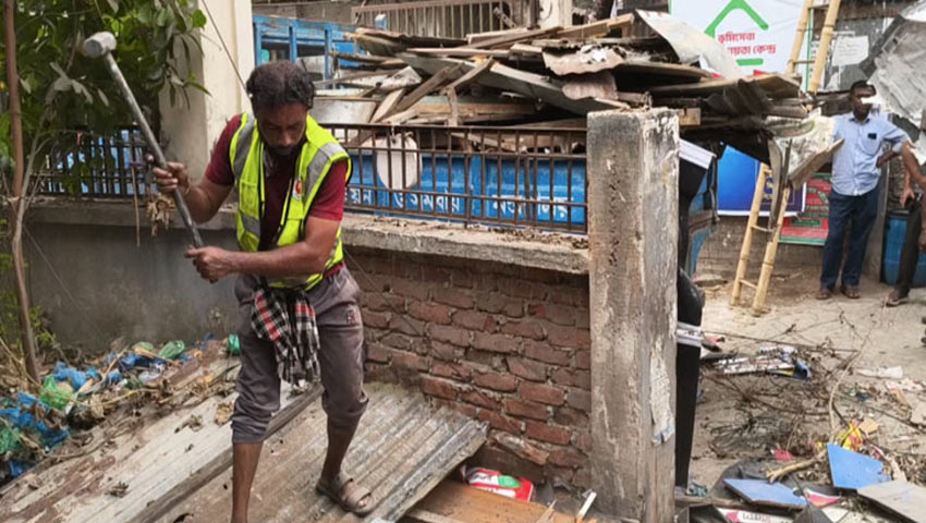 পটুয়াখালীতে সরকারি সম্পত্তি পুনরুদ্ধারে অভিযান 