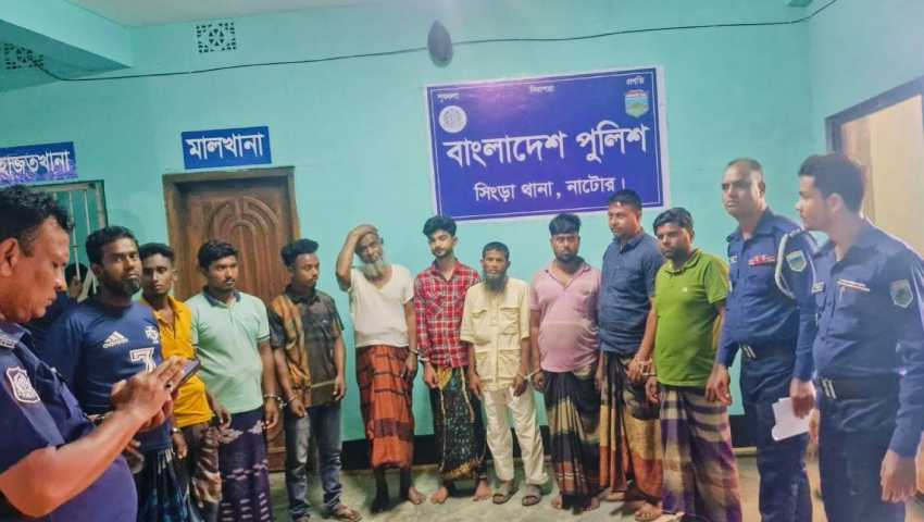 পুলিশের উপর হামলার ঘটনায় ১০ জন গ্রেফতার