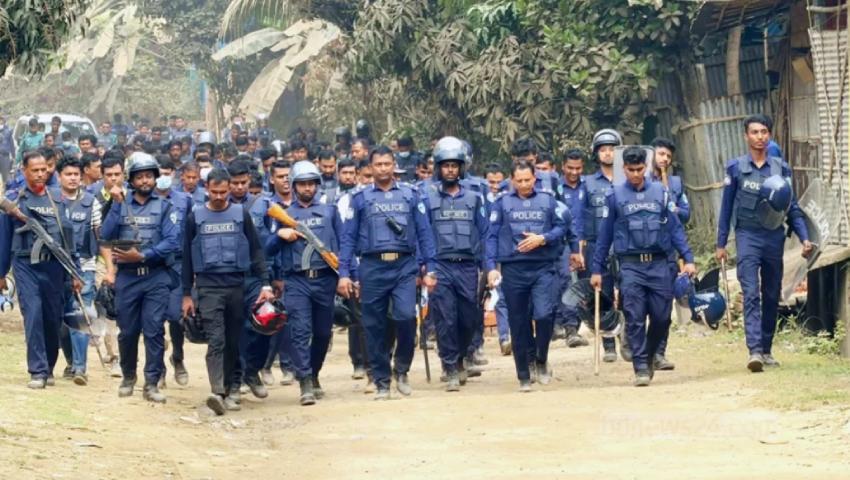 জঙ্গল সলিমপুরে যৌথ বাহিনীর তল্লাশি : থমথমে পাহাড়, আতঙ্কে সন্ত্রাসীরা