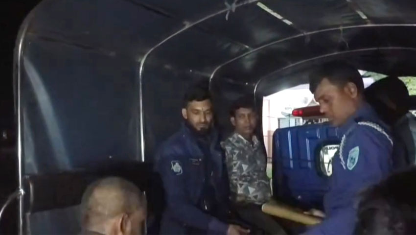 ৪০ হাজার মেট্রোনিডাজ ও ১৮ ওয়েট মেশিনসহ স্টোর কিপার আটক