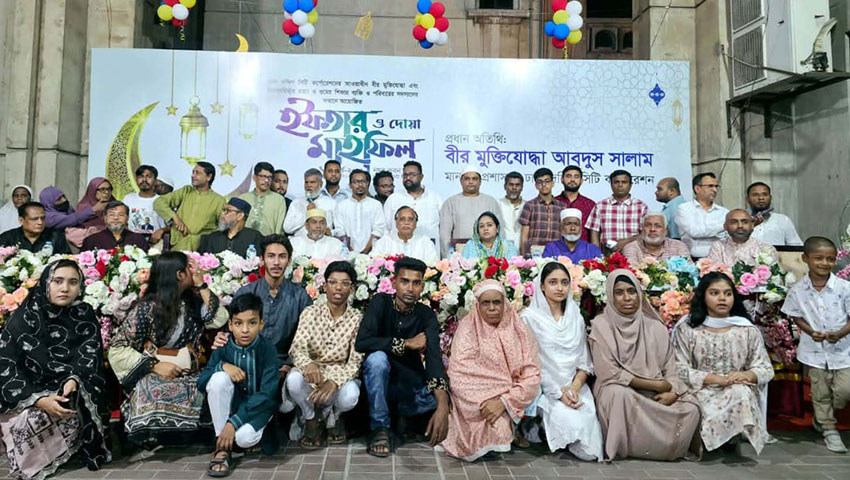 বীর মুক্তিযোদ্ধাদের সম্মান ও অধিকার সবার আগে : ডিএসসিসি প্রশাসক 