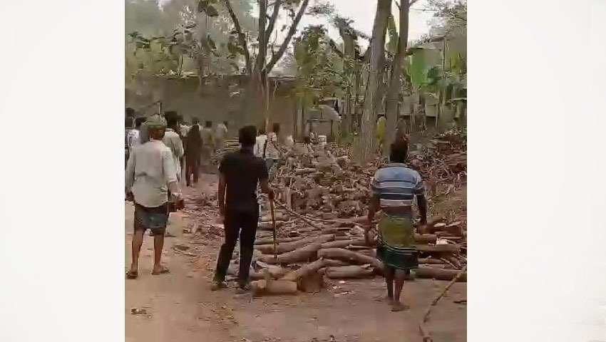 মসজিদ কমিটি নিয়ে দুই গ্রুপের সংঘর্ষে আহত ১৫