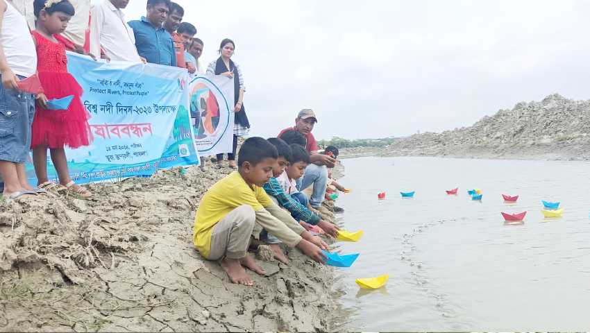 মৃত খালে ফিরে এসেছে প্রাণ