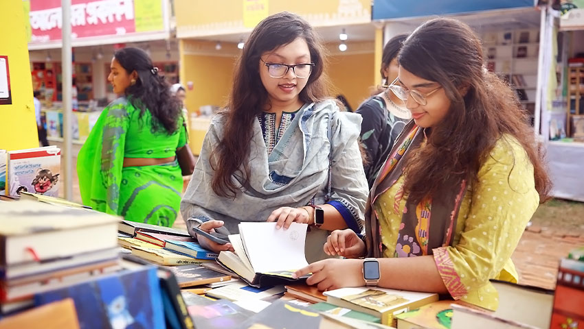হতাশার সুরেই পর্দা নামল অমর একুশে গ্রন্থমেলার 