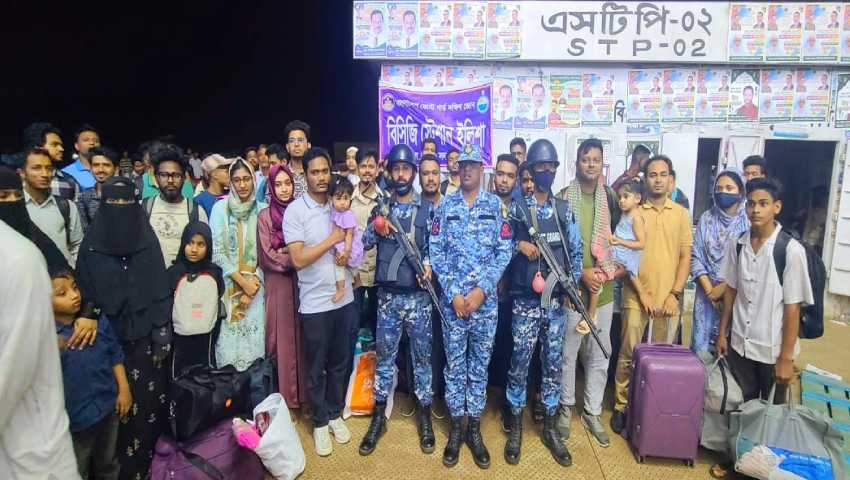 সুগন্ধা লঞ্চের শতাধিক যাত্রী ১৭ ঘণ্টা পর উদ্ধার