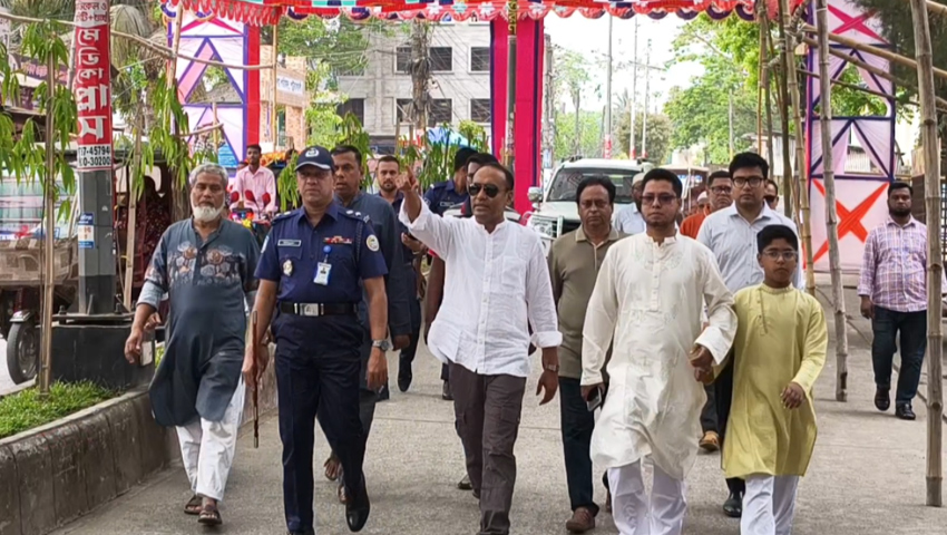 ঈদের জামাতের জন্য প্রস্তুত পটুয়াখালীর কেন্দ্রীয় ঈদগাহ