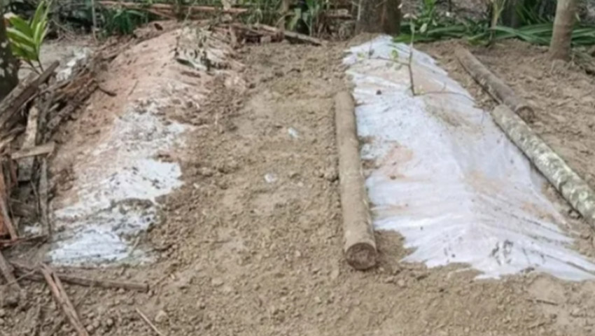 সদরঘাটে লঞ্চ দুর্ঘটনা, ছেলের কবরের পাশে শায়িত বাবা 